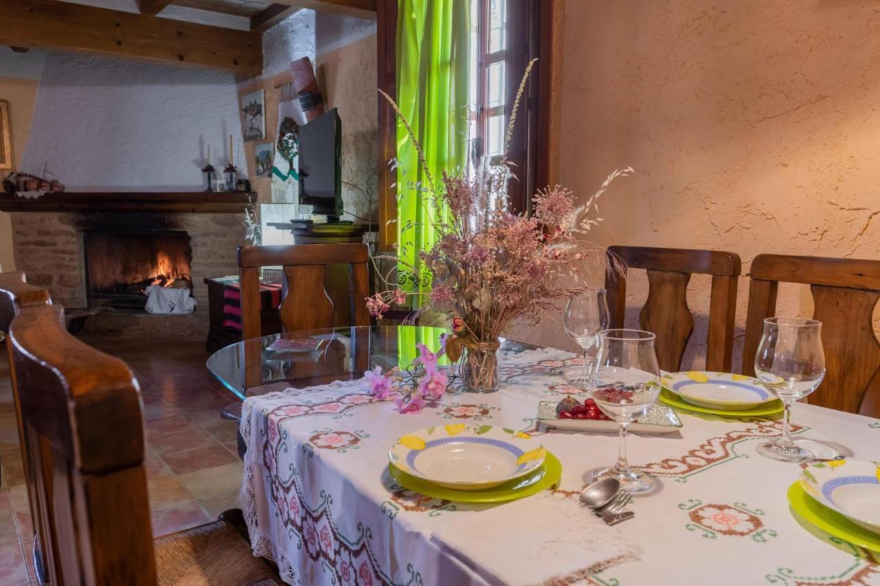 Casa Rural La Tahona Elche de la Sierra Bagian luar foto