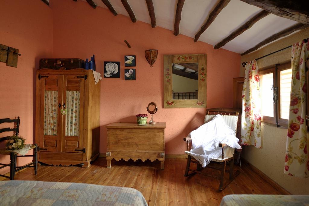 Casa Rural La Tahona Elche de la Sierra Ruang foto